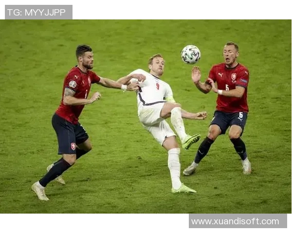 2006世界杯捷克队与美国队激战回顾精彩瞬间与战术分析 2006世界杯捷克队与美国队激战回顾精彩瞬间与战术分析